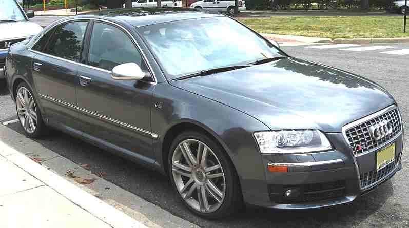 Audi S8 executive saloon 2007 model