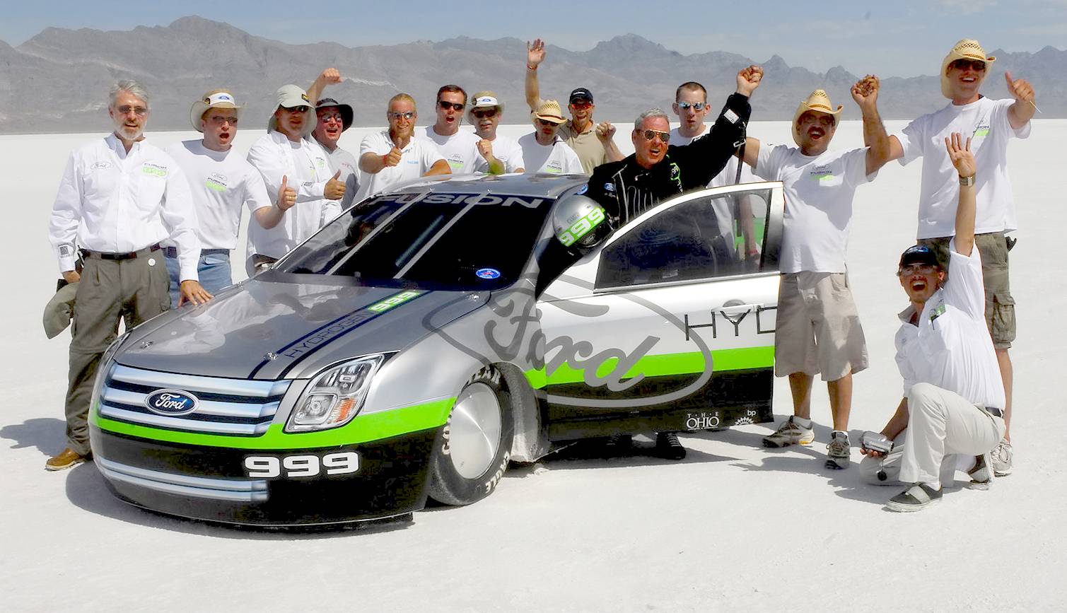 Ford Fusion 999 Hydrgoen Fuel Cell Lands Speed Record Bonneville 2008