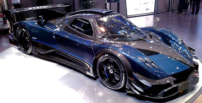 Pagani Zonda Revolucion Geneva Motor Show